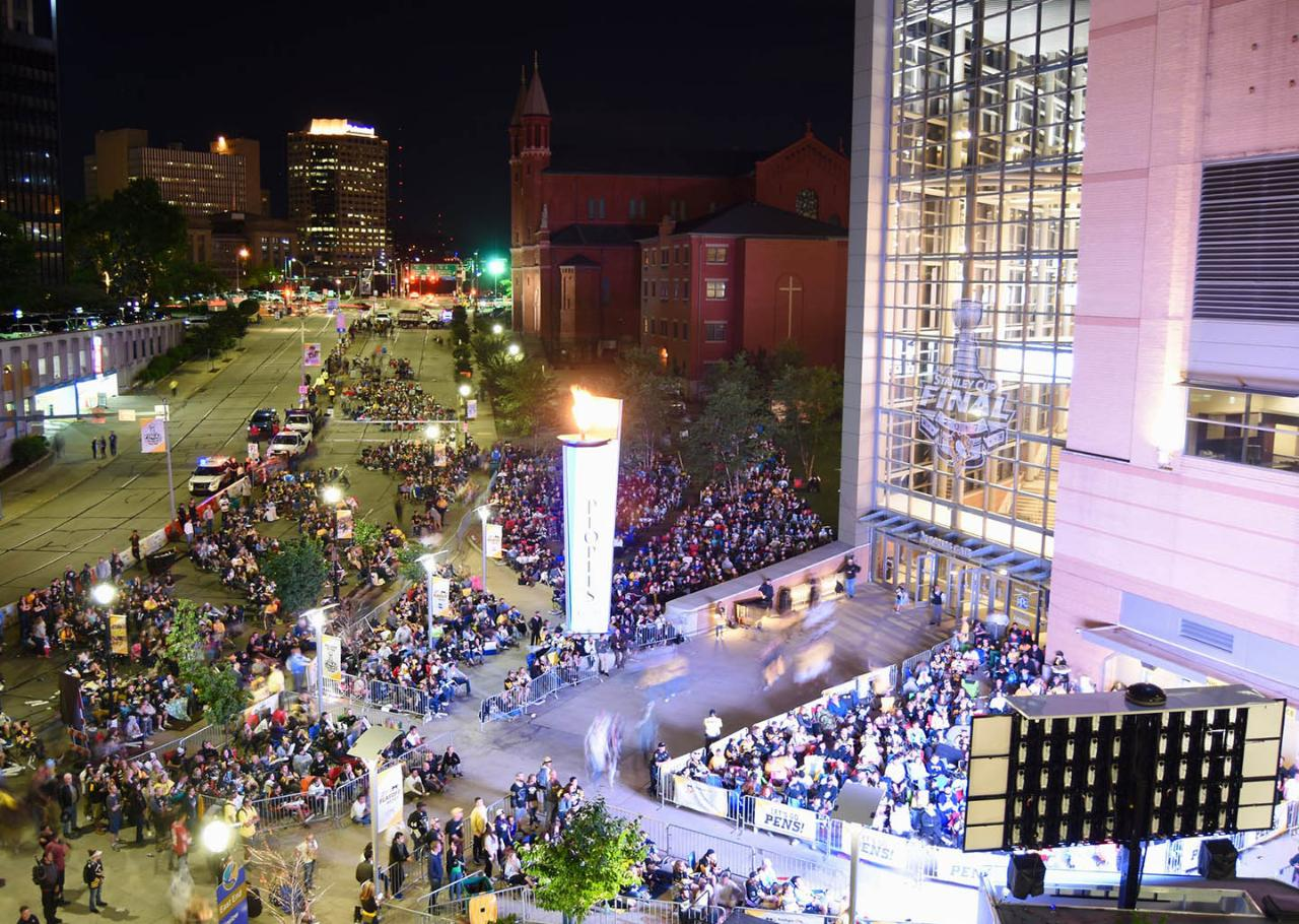 Pittsburgh Penguins at PPG Paints Arena - Photo 1 of 9